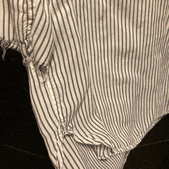 GAP XL tunic blouse with buttons & frayed 3/4 sleeves - Picture 5 of 6